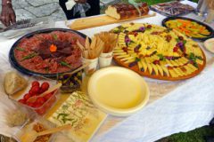 Buffet-2-DSC00472