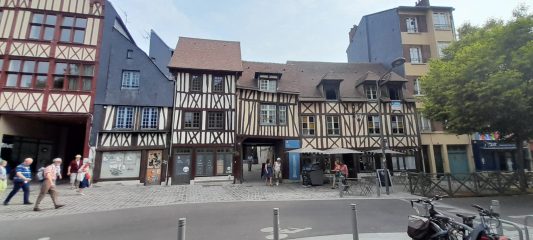 20230617_100352-scaled